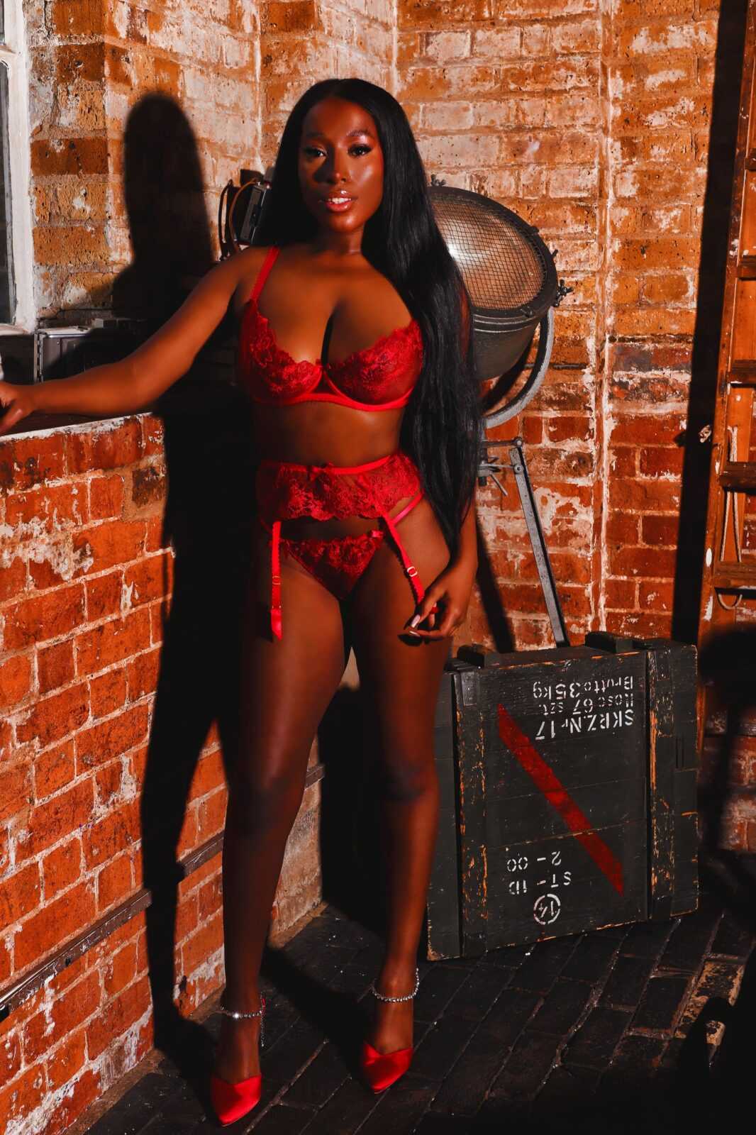 Amour C London Black Ebony Escort