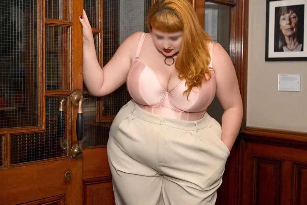 Amelia  Swan London BBW